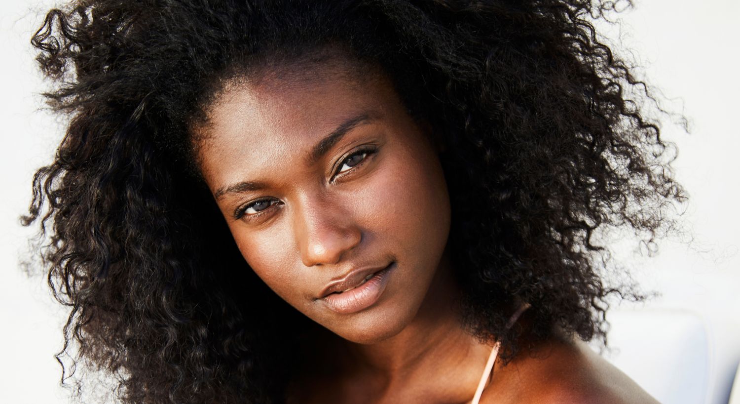 Portrait of a woman with beautiful curls.